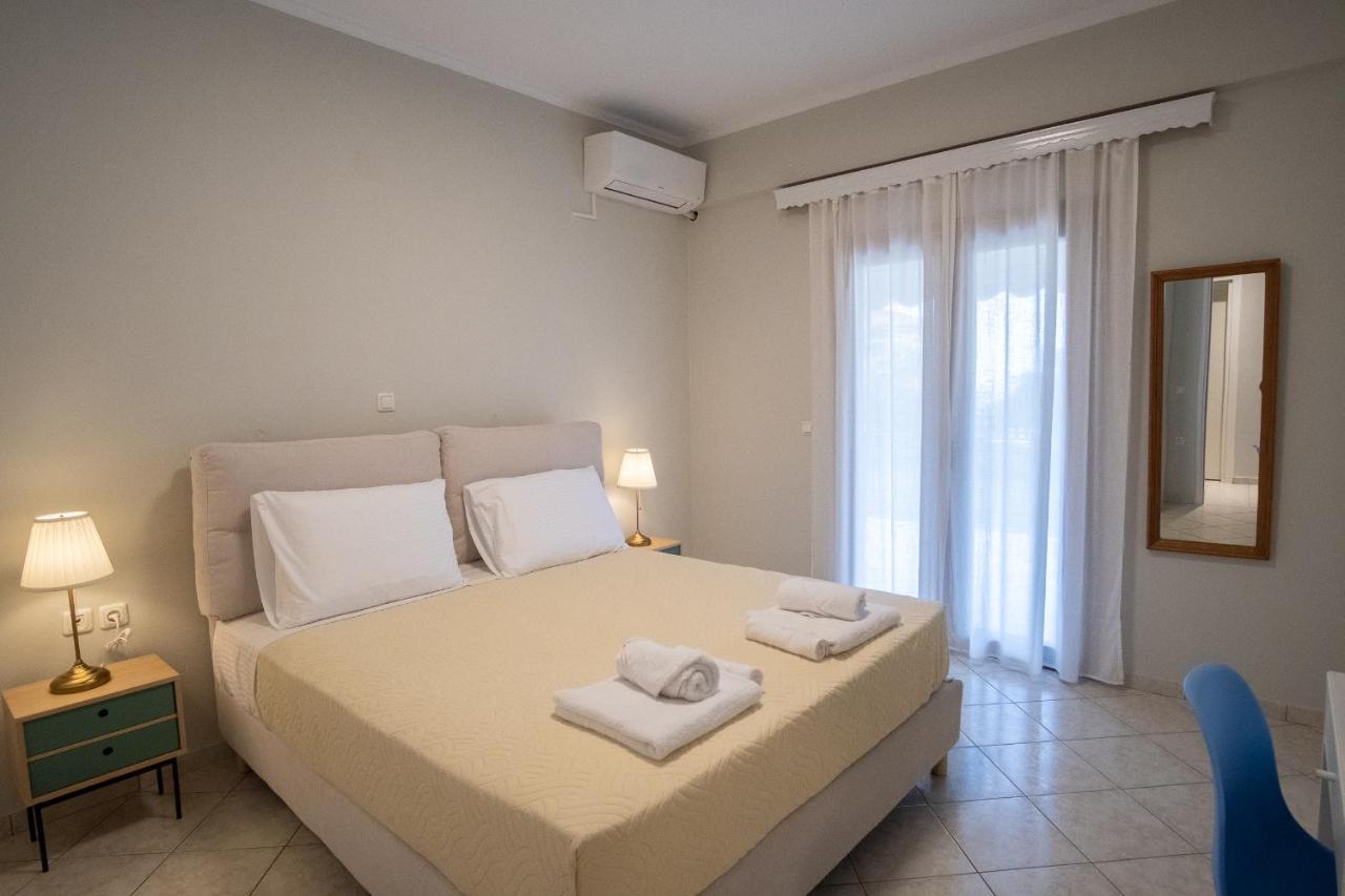 Coral Apartments Parga Buitenkant foto